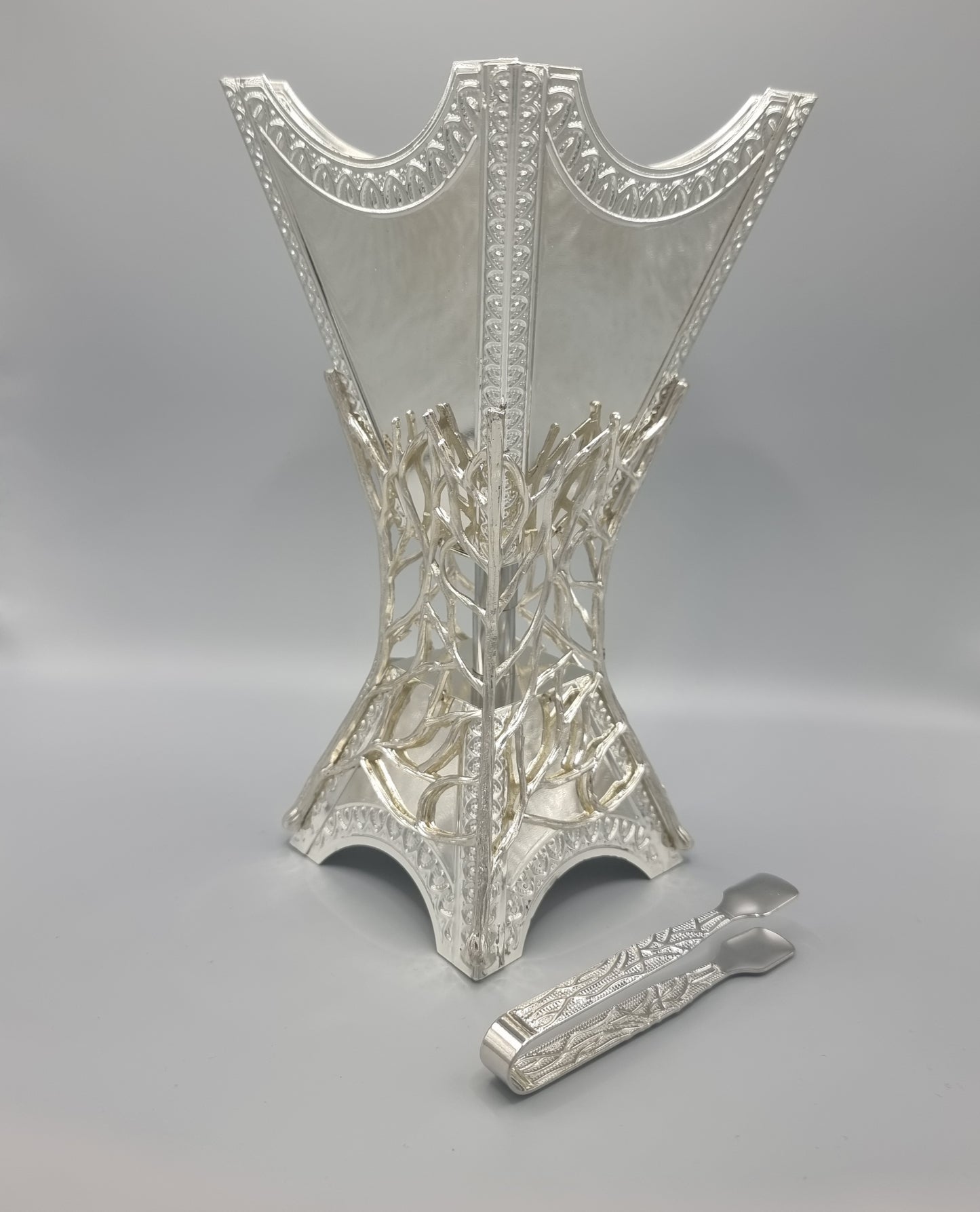 Encensoir en métal – 21x10 cm – Encens (woussoulan - thiouraye / bakhoor, cônes & résines) + pince