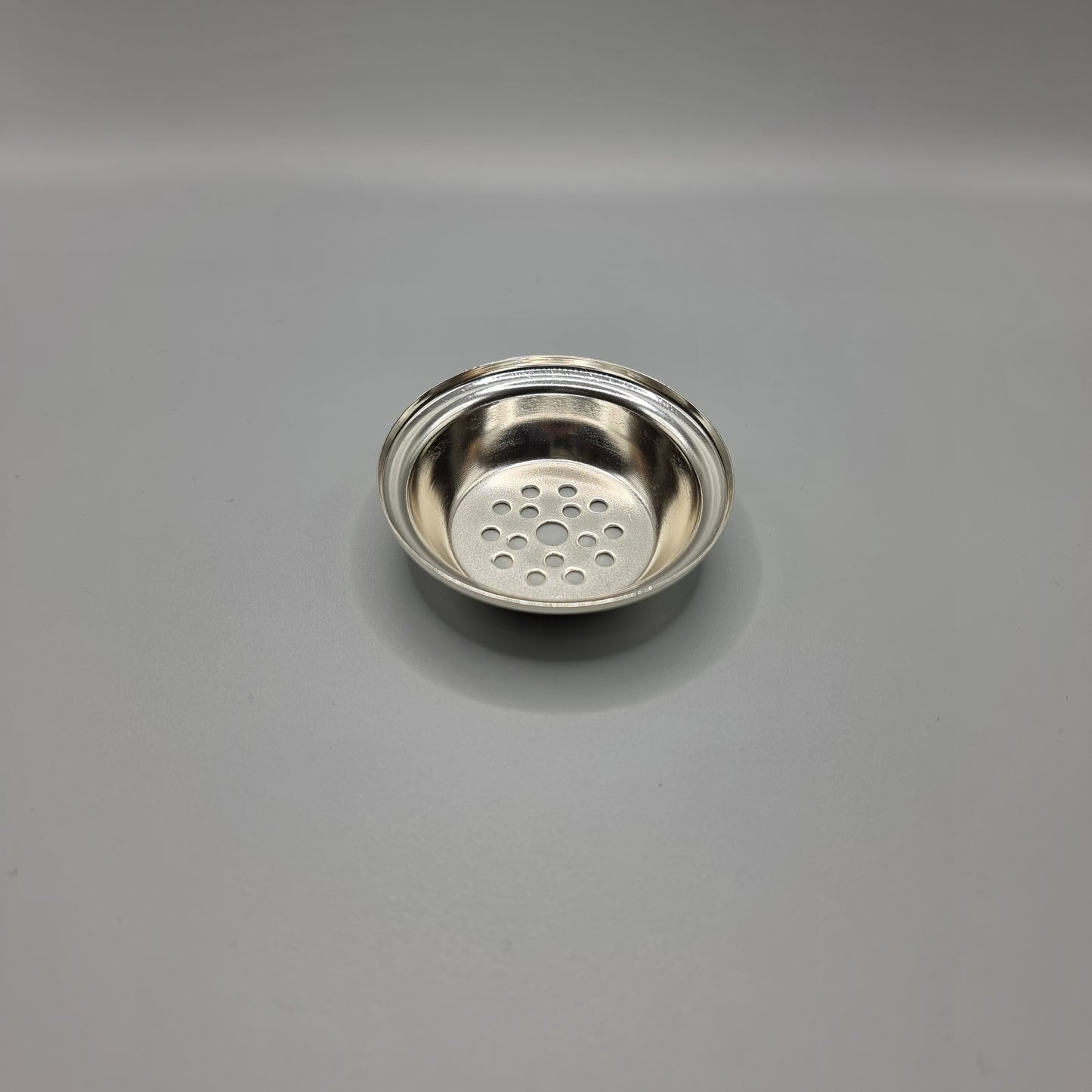 Encensoir en métal – 21x10 cm – Encens (woussoulan - thiouraye / bakhoor, cônes & résines) + pince